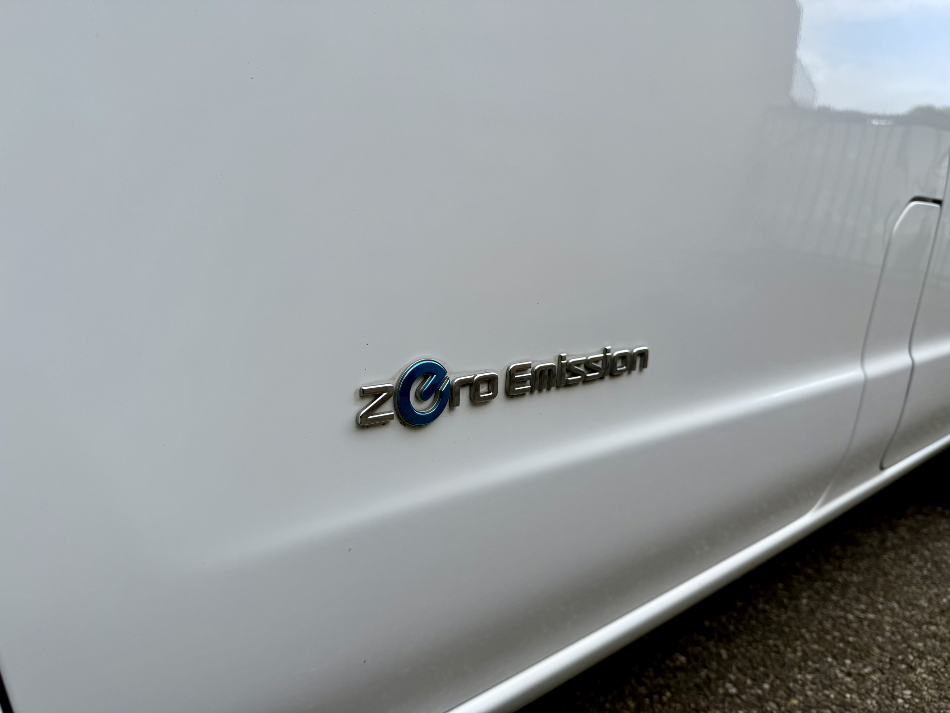 45422500-3.jpg