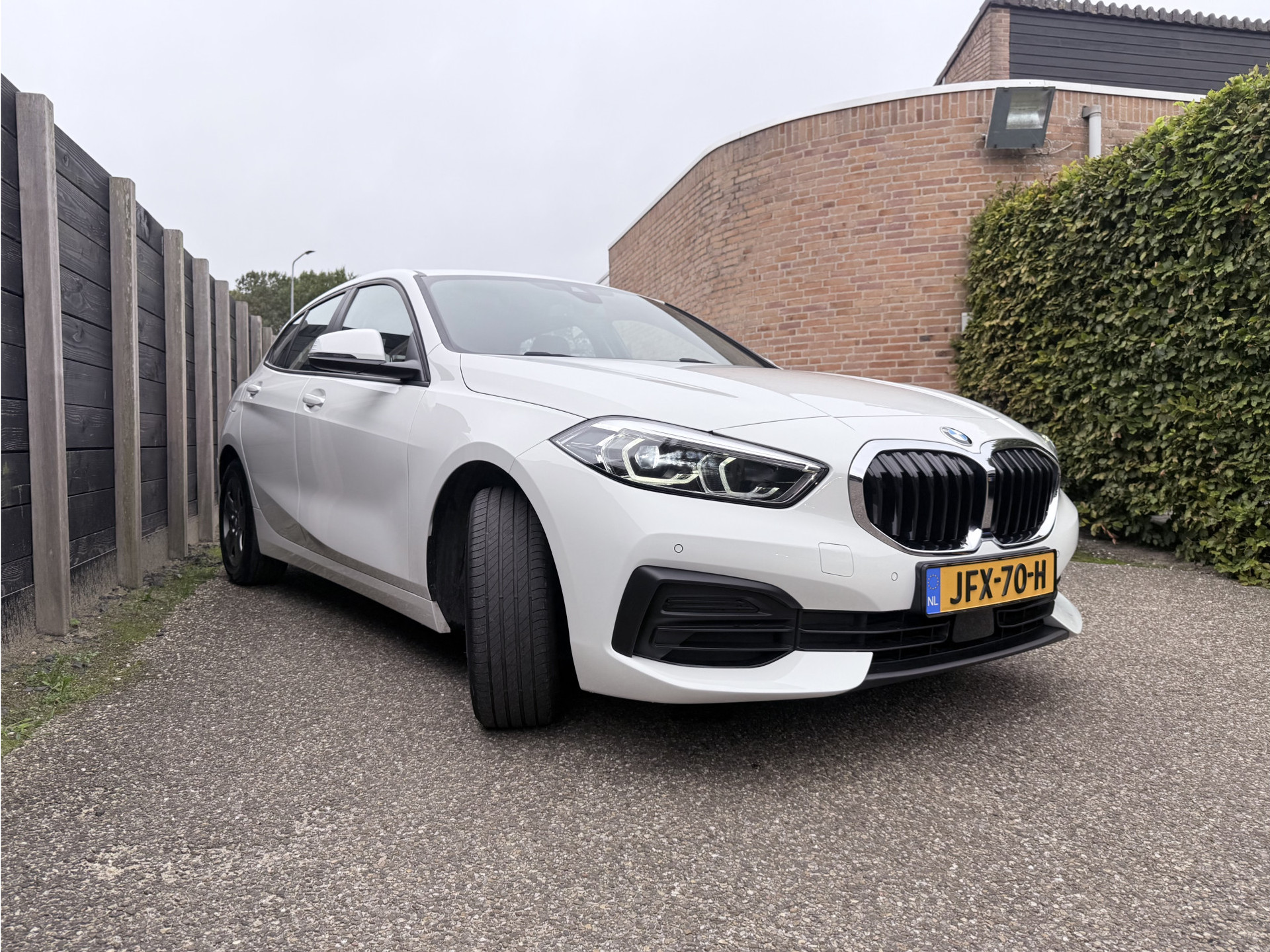 47444742-3.jpg