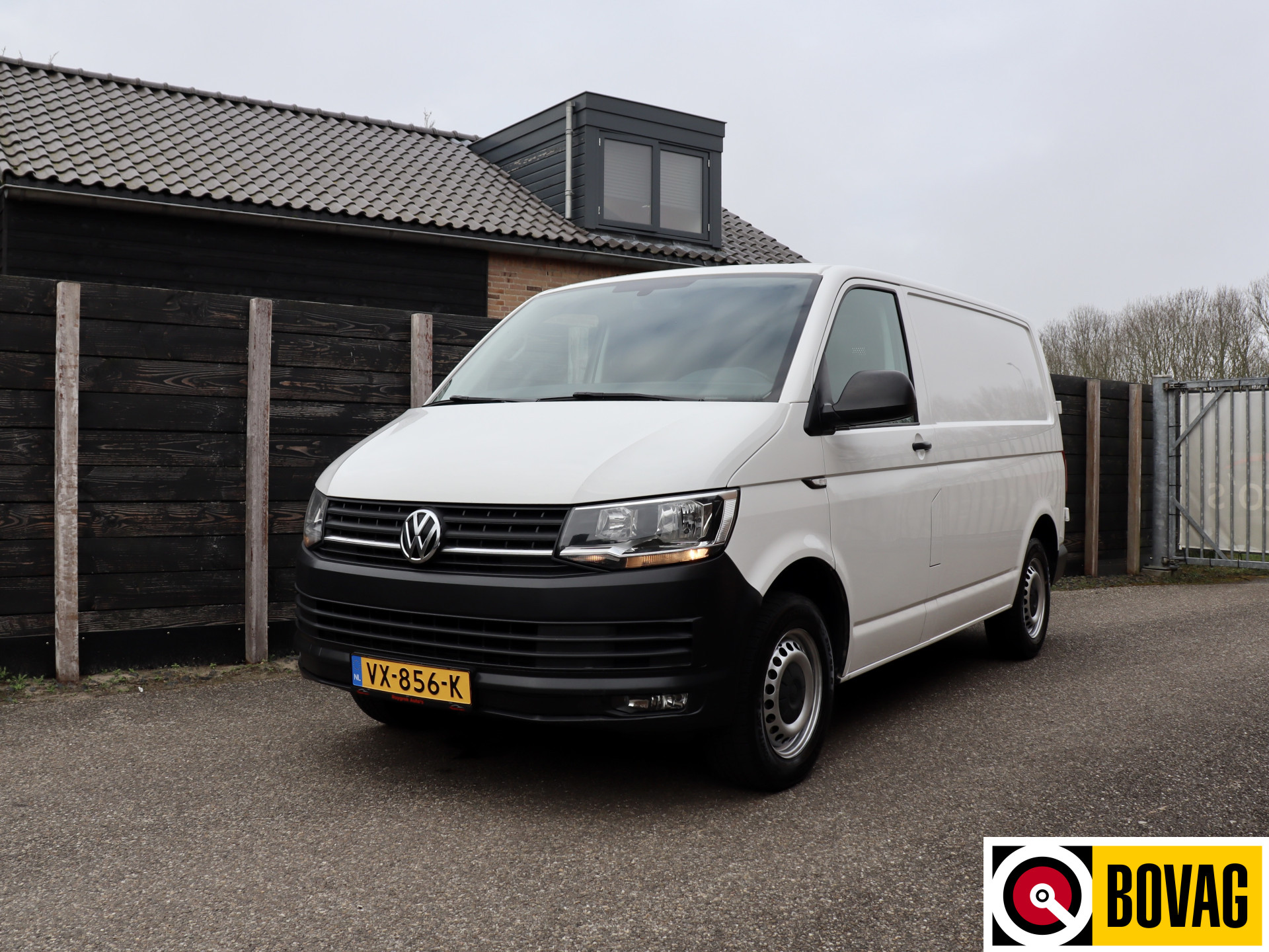 51435100-51.jpg
