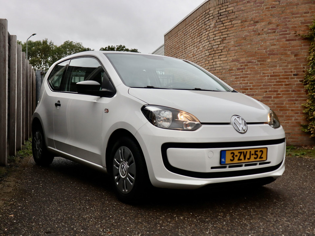 57289145-2.jpg